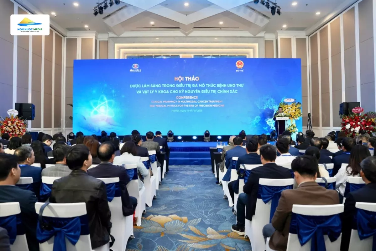 HỘI THẢO DƯỢC LÂM SÀNG TRONG ĐIỀU TRỊ ĐA MÔ THỨC BỆNH UNG THƯ VÀ VẬT LÝ Y KHOA CHO KỶ NGUYÊN ĐIỀU TRỊ CHÍNH XÁC