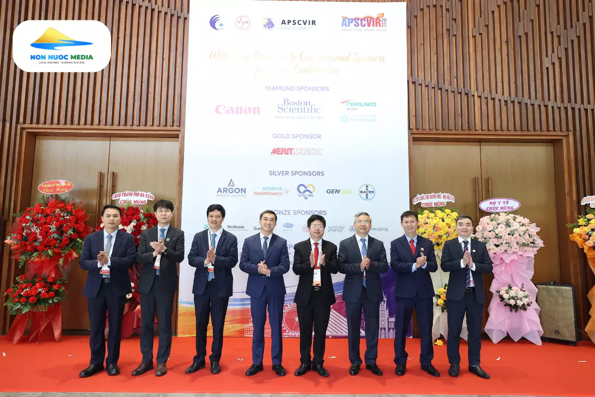 [DAY 1] HỘI NGHỊ KHOA HỌC QUỐC TẾ APSCVIR 2025 RẠNG RỠ KHAI MÀN